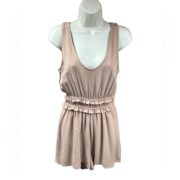 NWT One Clothing Scoop Neckline Tank Top Elastic Waist Tie Back Short Romper S - Picture 1 of 12